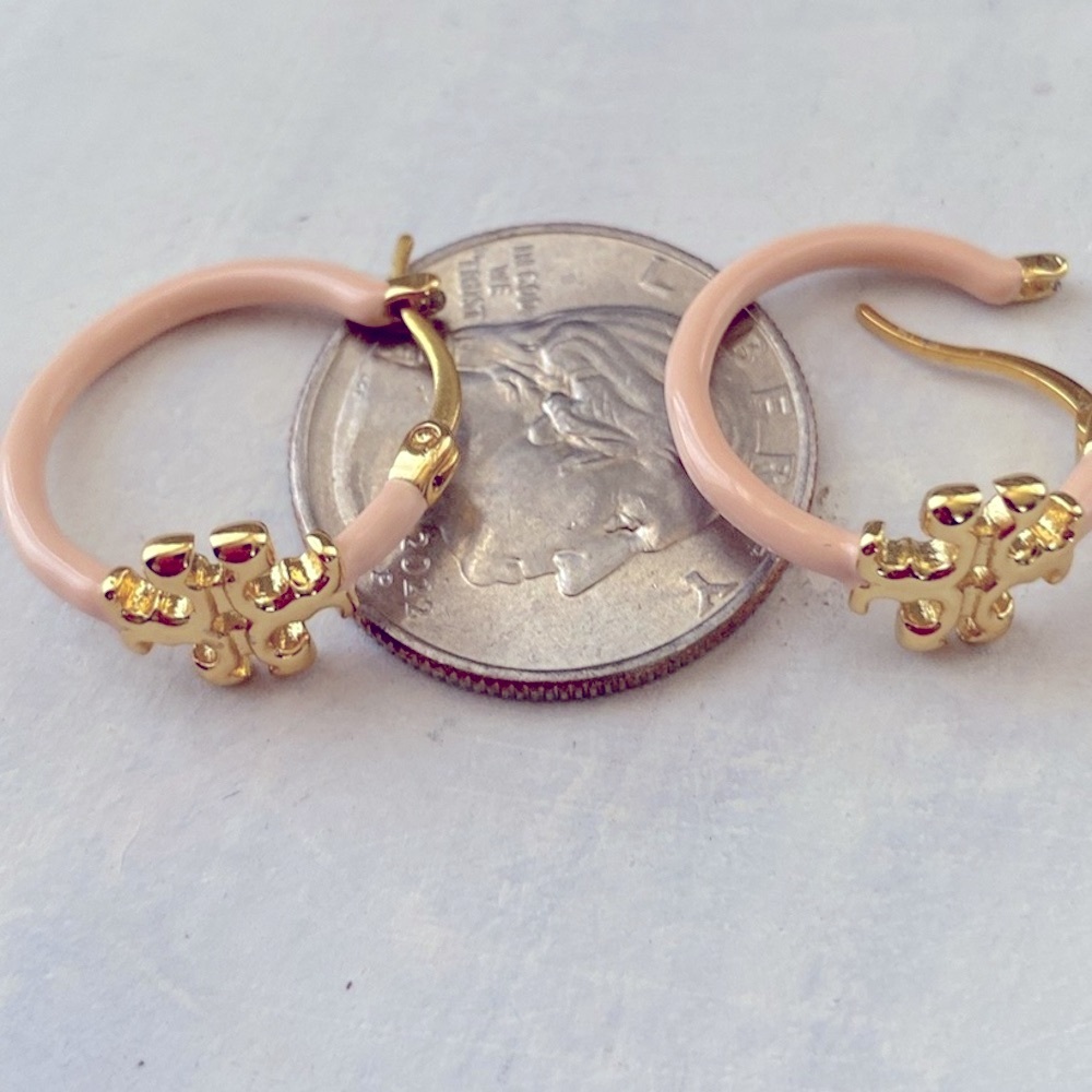 Tori Burch Light Peach enamel Gold  signature Hoops - Picture 4 of 4